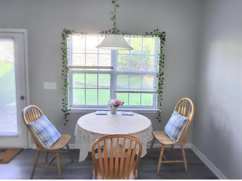 Spacious Room With Shared Bathroom Raleigh Luaran gambar